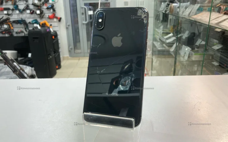 Apple iPhone X 3/64 ГБ