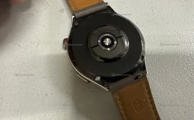 Часы Huawei Watch 4 Pro