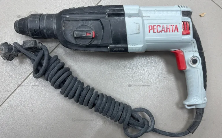 Перфоратор Ресанта П-32-1000К