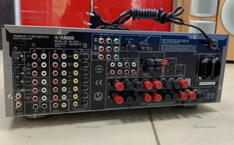 Ресивер  Yamaha RX-V657