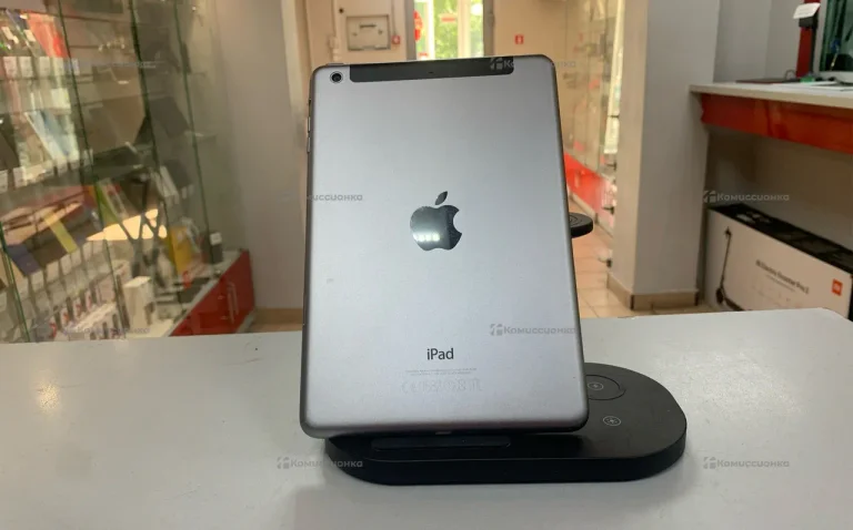 Планшет Apple iPad mini 2 32Gb Wi-Fi