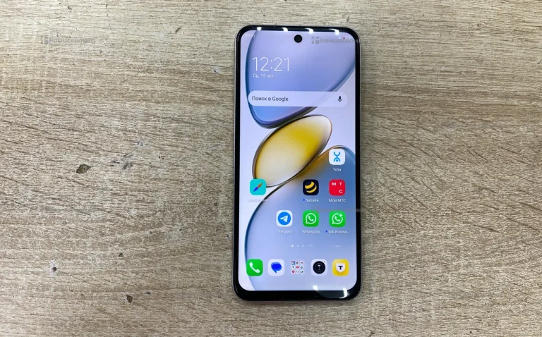 Tecno Spark Go 1 4/64 ГБ