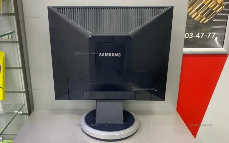 Монитор Samsung SyncMaster 940N