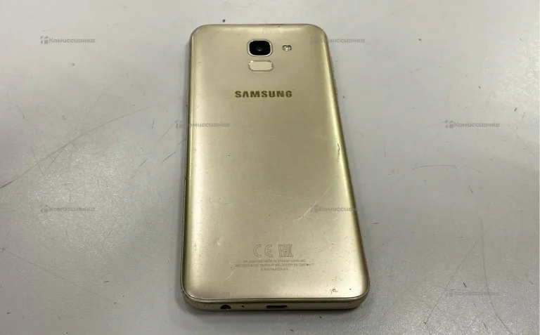 Samsung Galaxy J6 3/32 ГБ