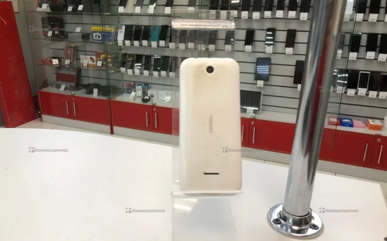 Nokia RM-1011.