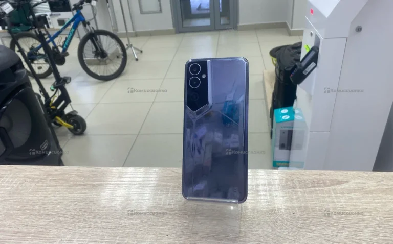 Tecno Pova Neo 2 4/64 ГБ