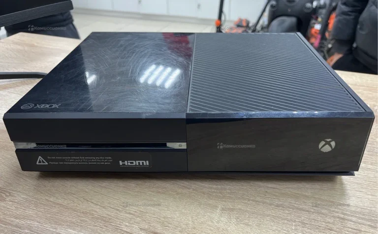 Приставка Xbox One 500gb
