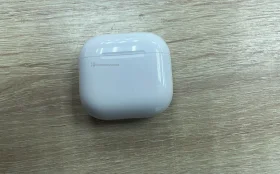 AirPods 4