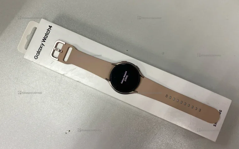 Часы  Samsun Galaxy Watch4
