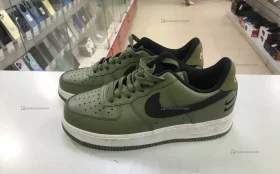 Кроссовки Nike 42р