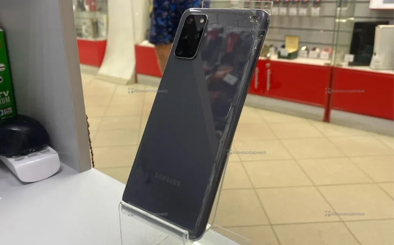Samsung Galaxy S20+ 8/128 ГБ.