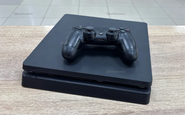 Приставка PS4. PS4 slim 500 gb
