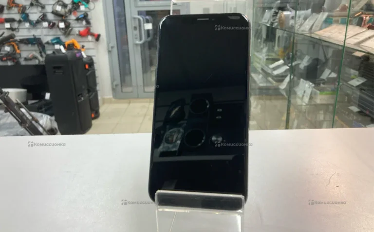 Apple iPhone X 3/64 ГБ