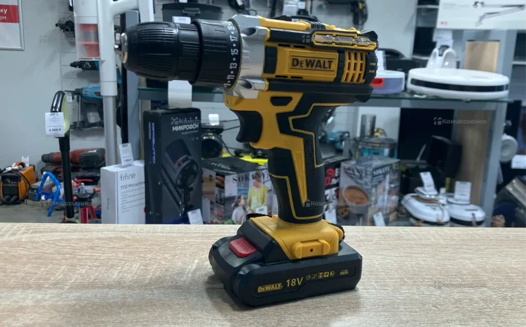 Дрель шуруповерт Dewalt DF331D копия