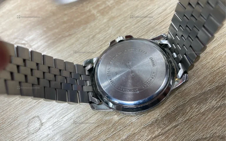 Часы Casio MTP-VD01