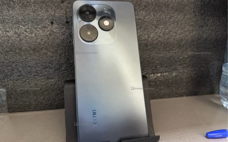 Tecno Spark Go 2 4/128 ГБ