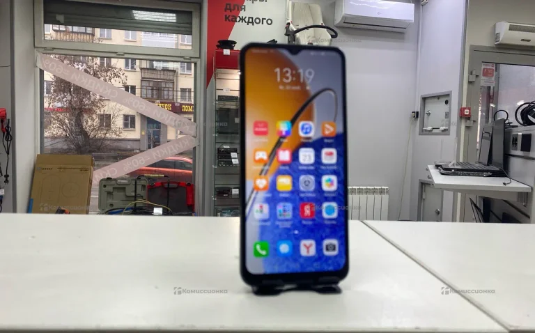 Huawei nova Y61 4/128 ГБ