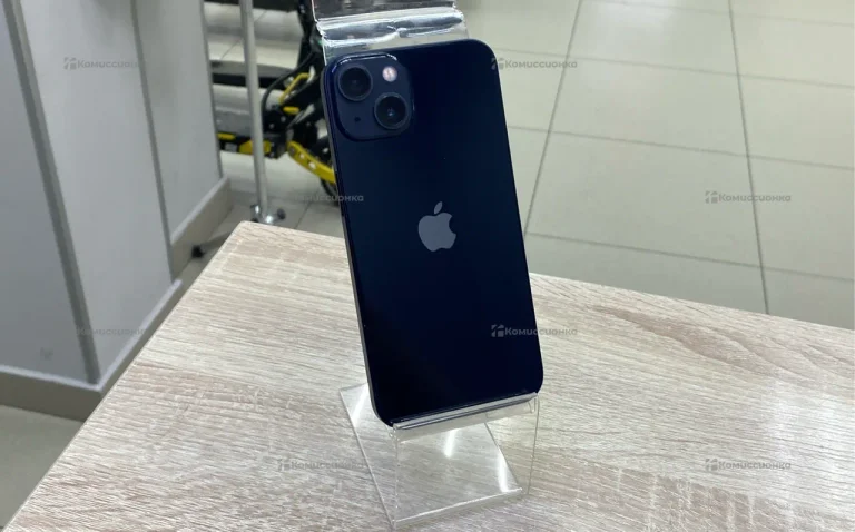 Apple iPhone 13 4/128 ГБ