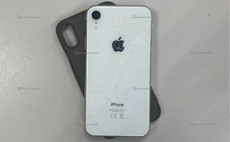 Apple iPhone XR 3/64 ГБ