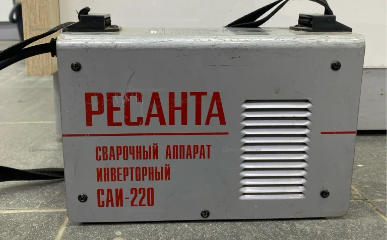 Сварочный аппарат инверторный 220А