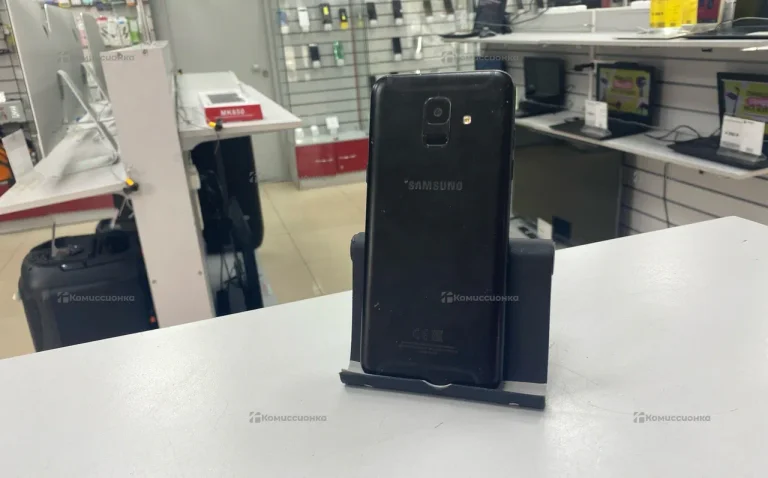 Samsung Galaxy A6+ (2018) 3/32 ГБ