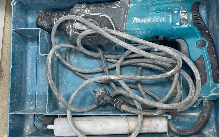 Перфоратор makita HR2470