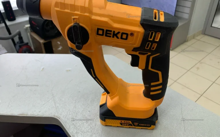 Перфоратор аккумуляторный DEKO DKCH20