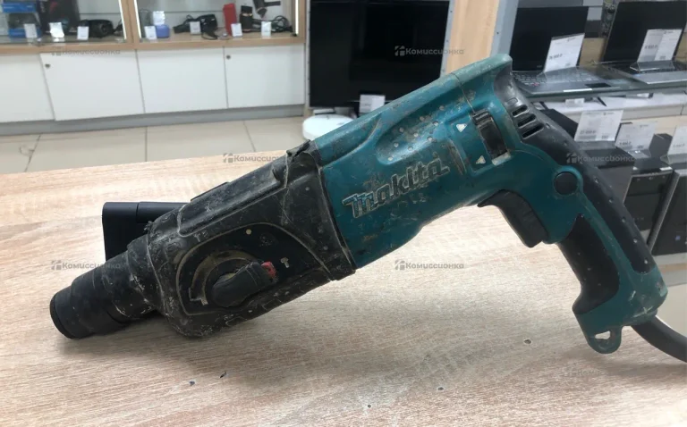 перфоратор makita hr2470