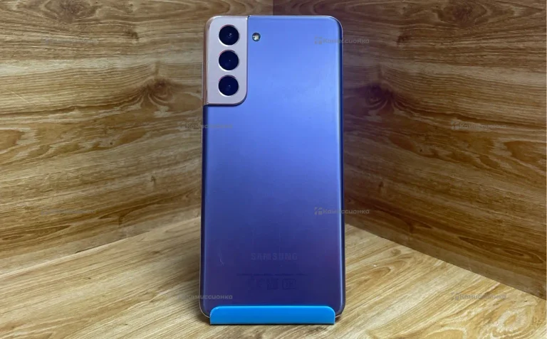 Samsung Galaxy S21 5G 8/128 ГБ