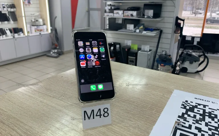 Apple iPhone 7 2/128 ГБ