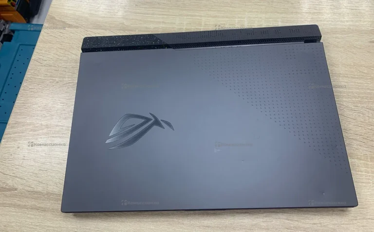 Ноутбук  ASUs Rog Strix G15