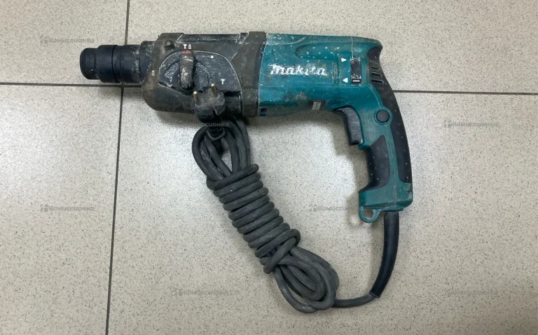 Перфоратор Makita HR2470 K