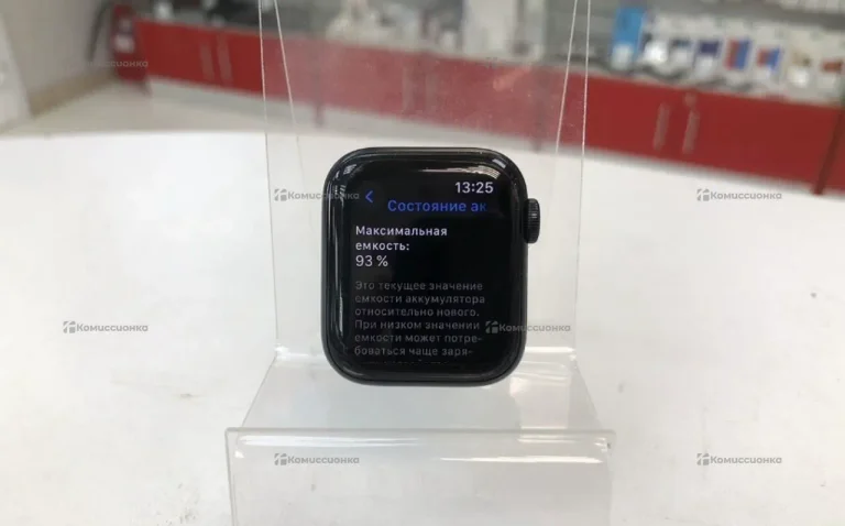 Часы  Apple Watch SE (2 gen) 40mm