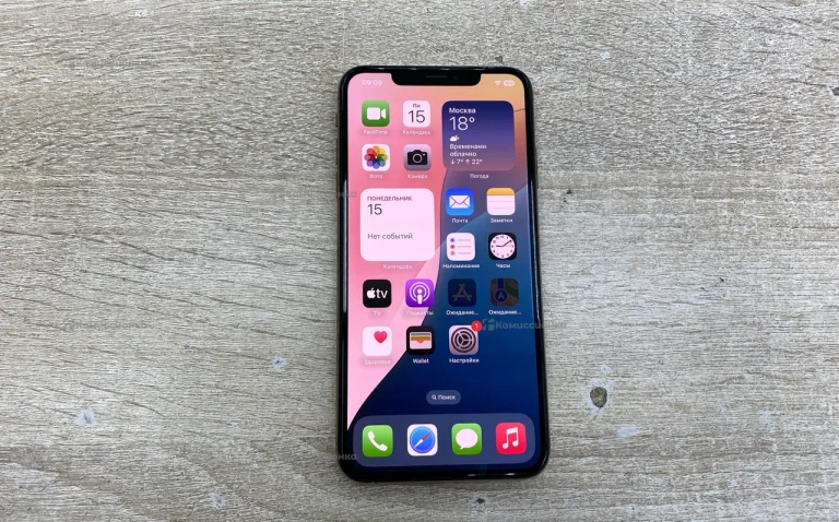 Apple iPhone XS Max 4/64 ГБ