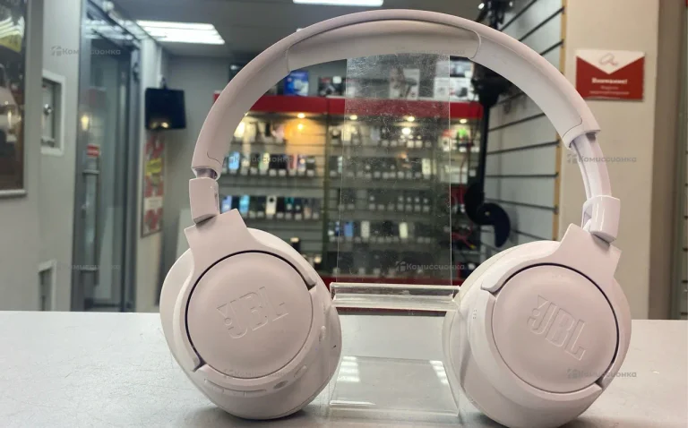 Наушники  jBL Tune 770nc
