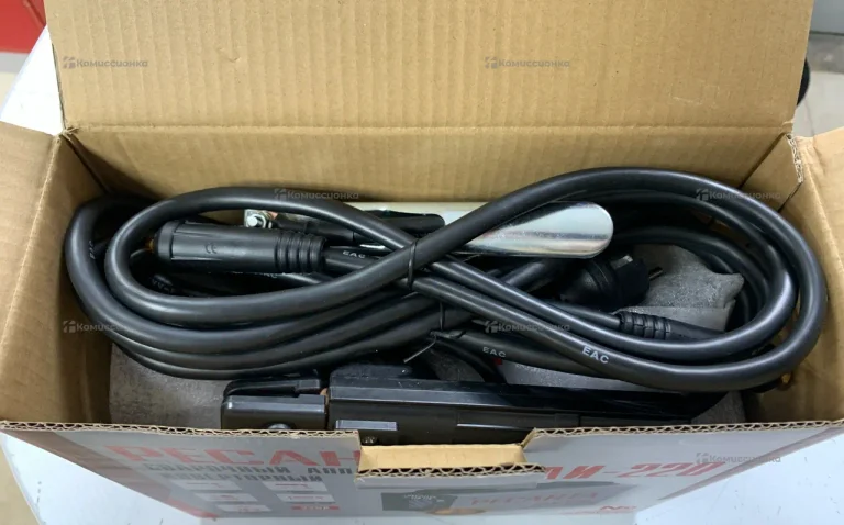 Сварочный аппарат Ресанта САИ-220.