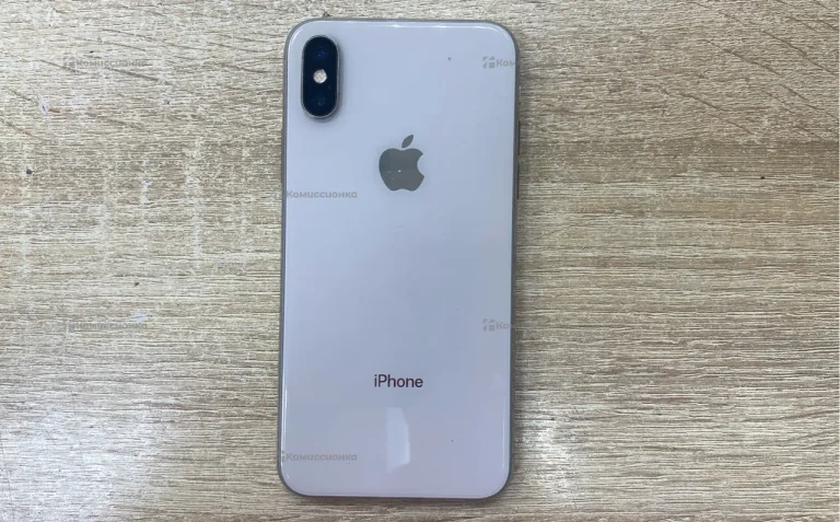 Apple iPhone XS 4/64 ГБ