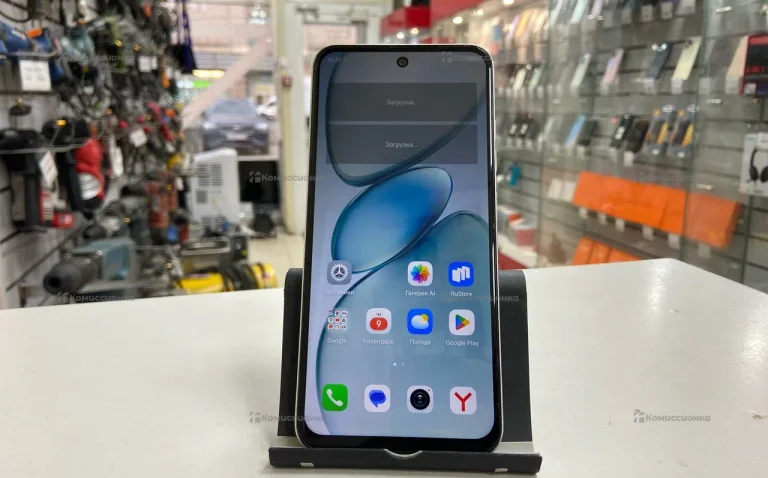 Tecno Spark Go 1 3/64 ГБ