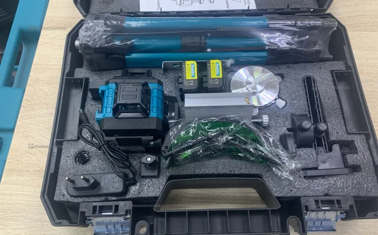 Makita Лазерный уровень 4D