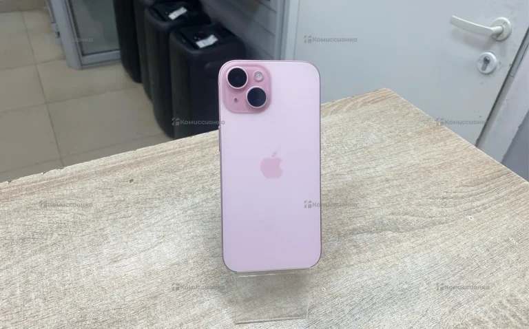 Apple iPhone 15 6/128 ГБ