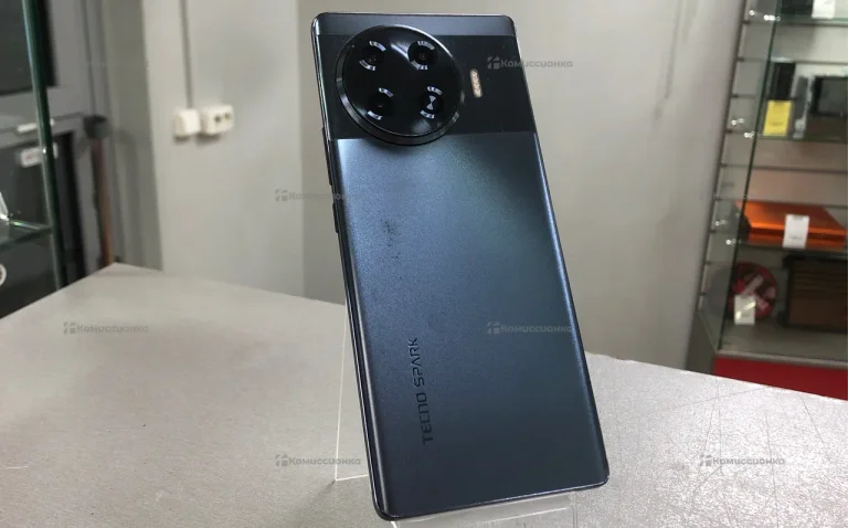 Tecno Spark 20 Pro+ 8/256 ГБ