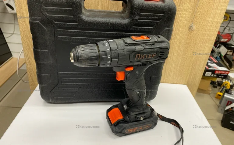 шуруповерт Питер ПТ-24