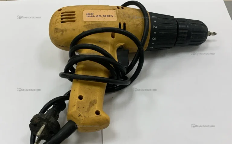 Дрель-шуруповерт TUNDRA DS-001-280