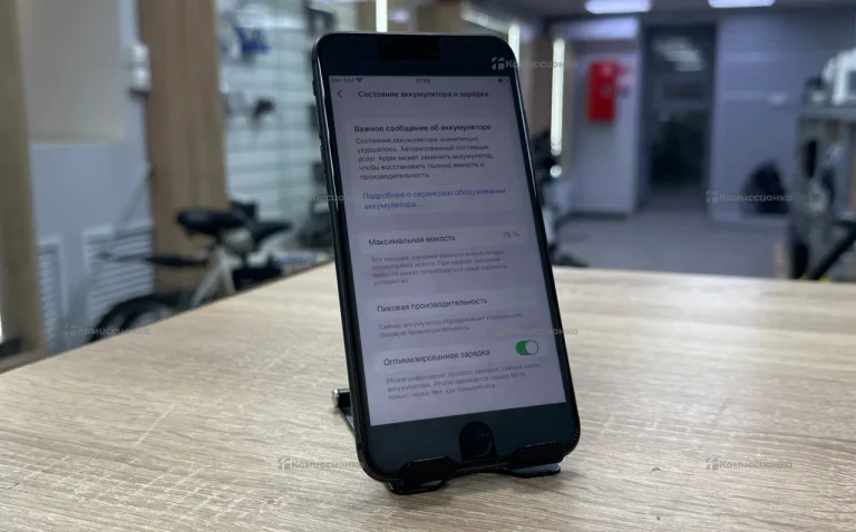 Apple iPhone 8 Plus 3/64 ГБ