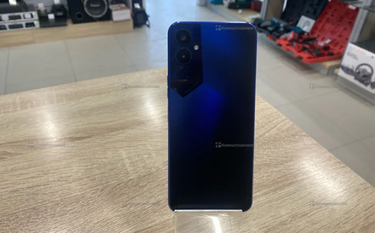 Tecno Pova 4 8/128 ГБ