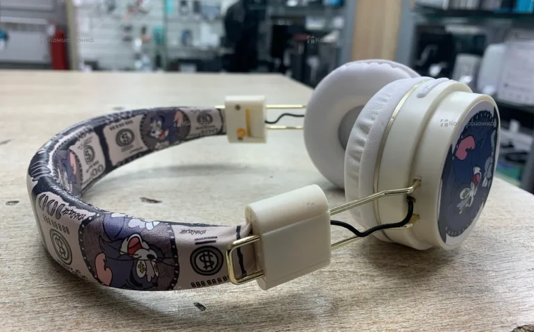 Наушники  AH-906