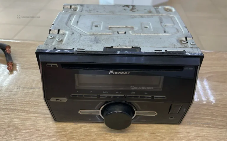Автомагнитола  Pioneer FH-X700BT