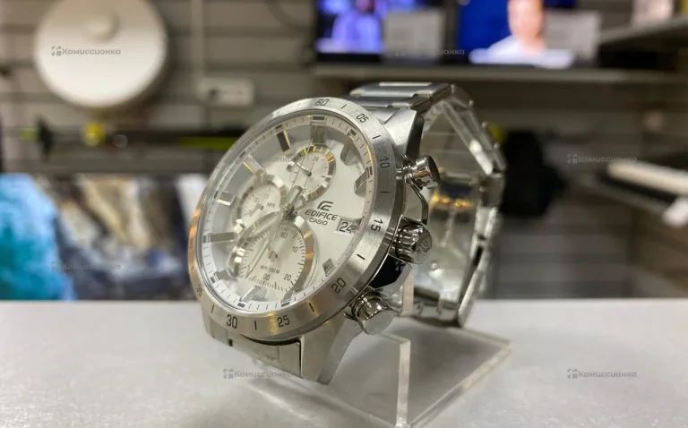 Часы  Casio Edifice EFR-571