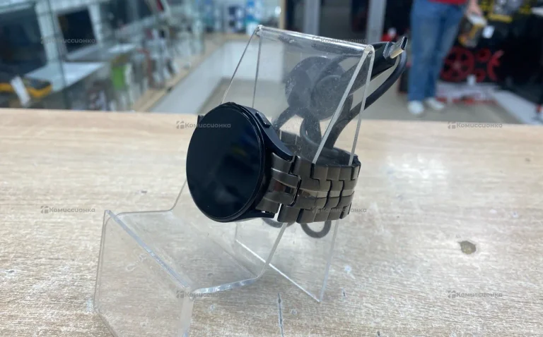 Часы  Samsung Galaxy Watch 5 44MM SM-R910