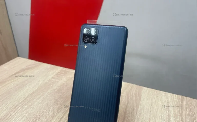 Samsung M12